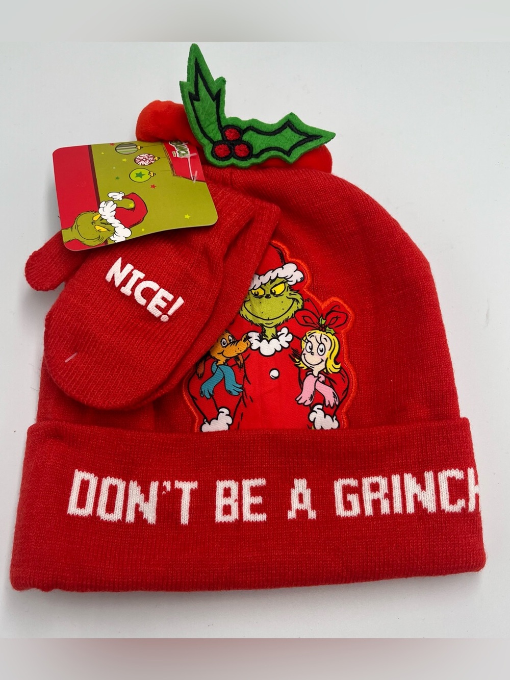 Dr. Suess The Grinch Beanie & Mittens Set Toddler One Size Red